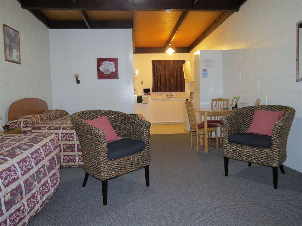 289 Midway Motel Oamaru Buitenkant foto