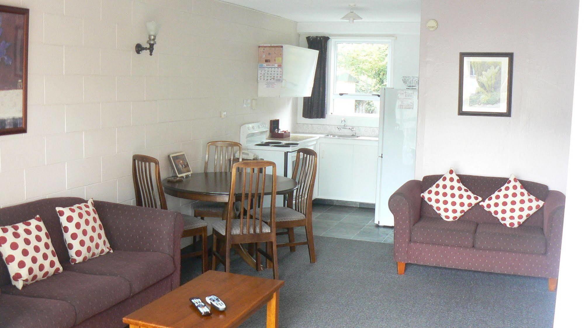 289 Midway Motel Oamaru Buitenkant foto